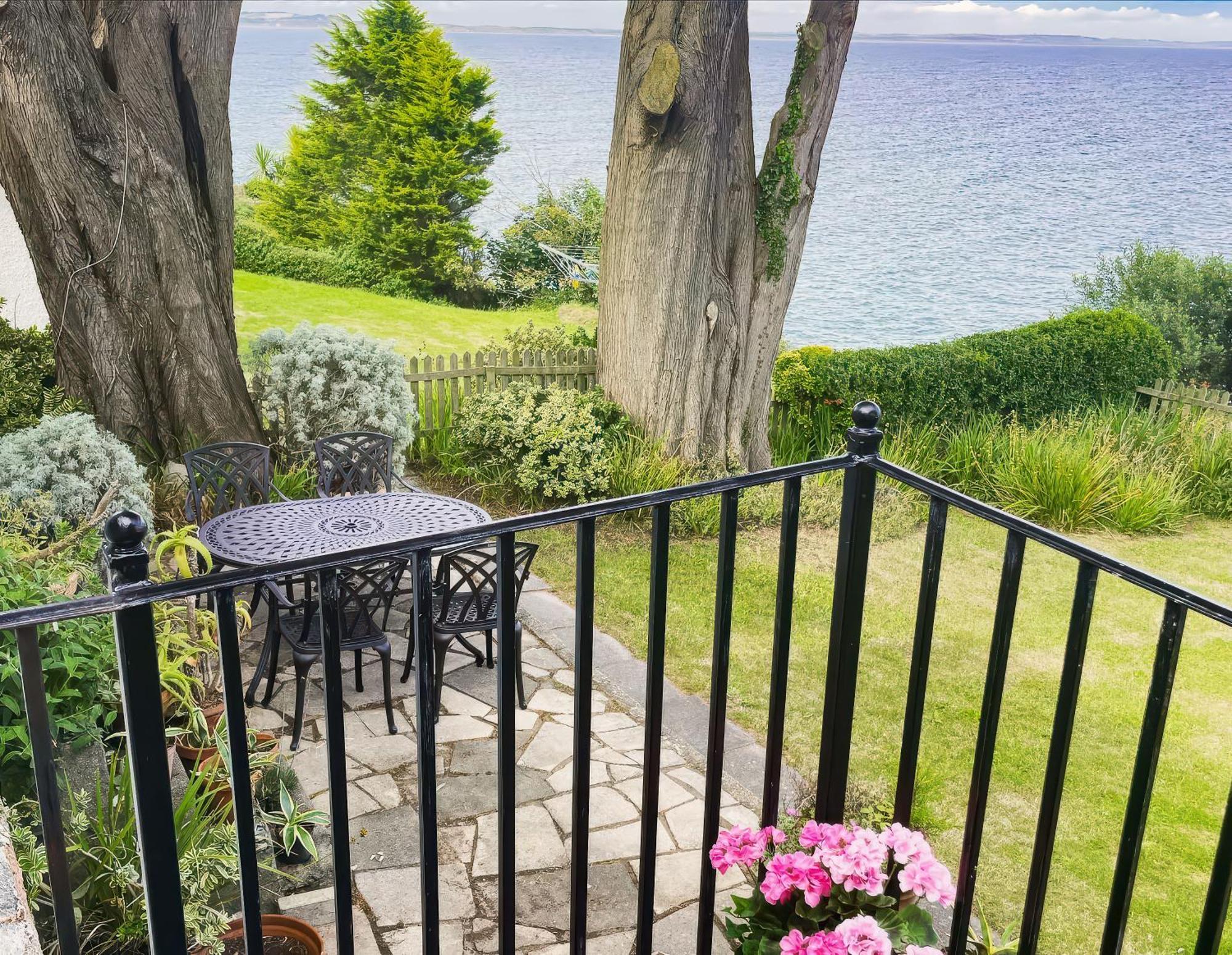 Rocklea Seaside Cottage Ньюкасл Екстер'єр фото